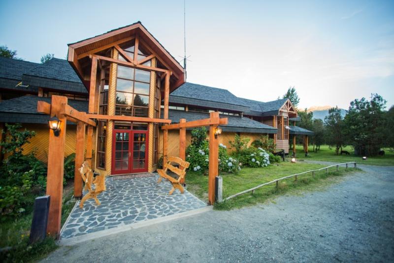 Yelcho En La Patagonia Hotel Coyhaique Exterior foto